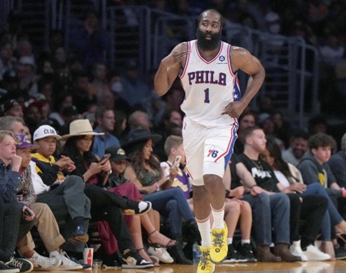 俱乐部之间 俱乐部之间