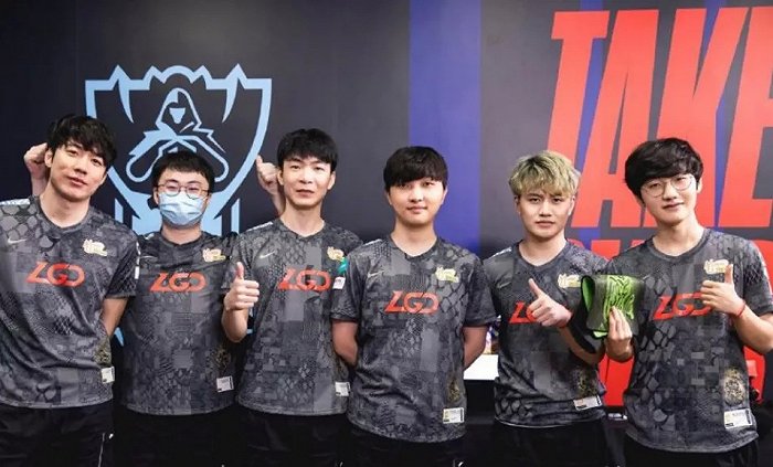 在这里并非 在这里并非